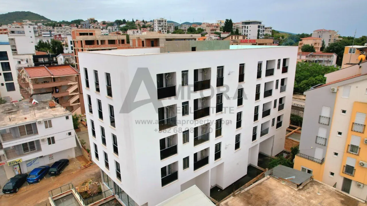 Rent, office space, 256m², Dobra Voda, Budva