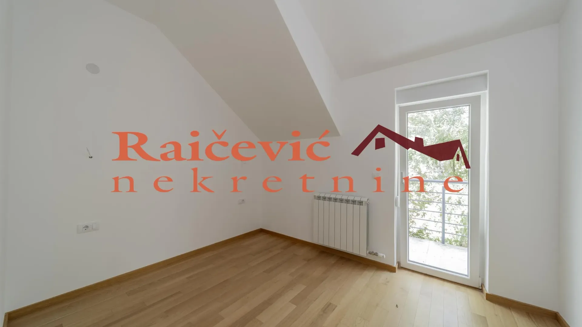 Prodaja, trosoban stan, 80m², Grocka, Beograd