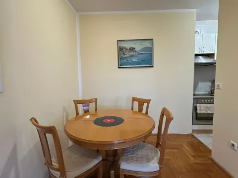 Izdavanje, dvosoban stan, 103m², Stari Aerodrom, Podgorica - image 7