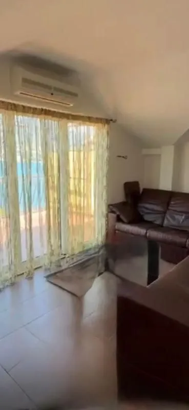 Prodaja, trosoban stan, 112m², Njivice, Herceg Novi