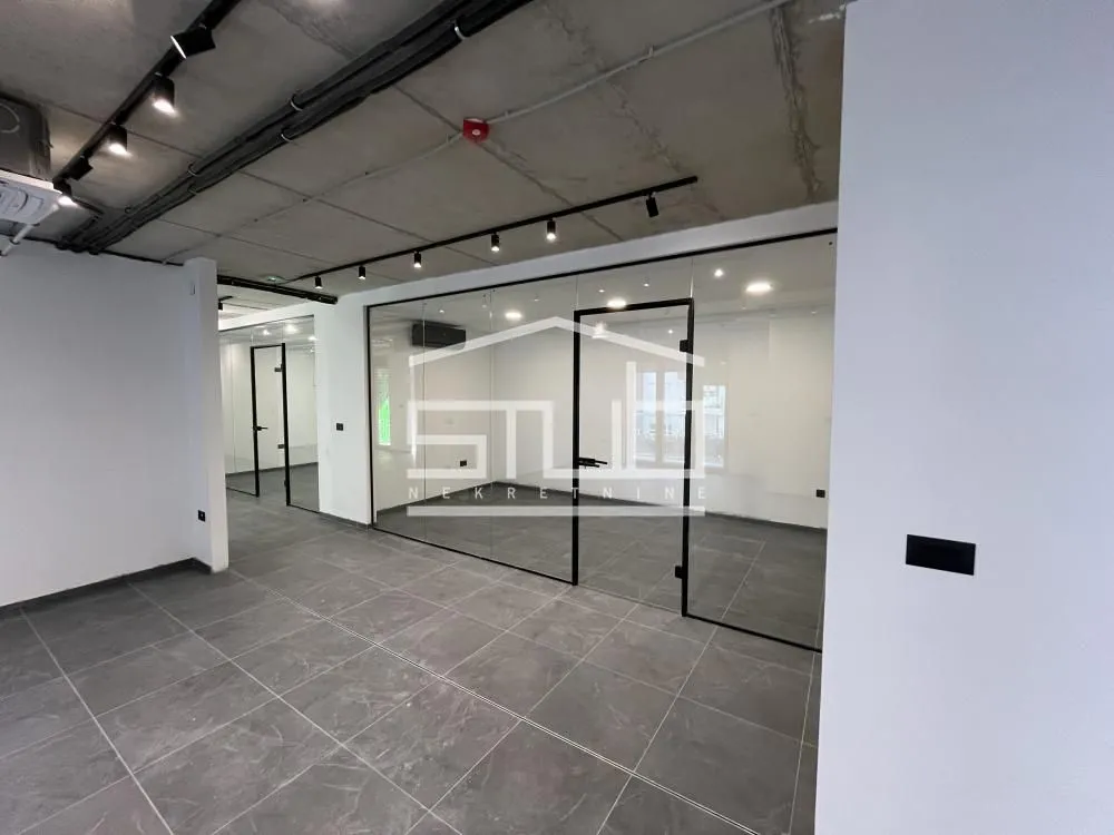 Rent, office space, 230m², Novi Beograd Blok 65, Novi Beograd Sve Podlokacije