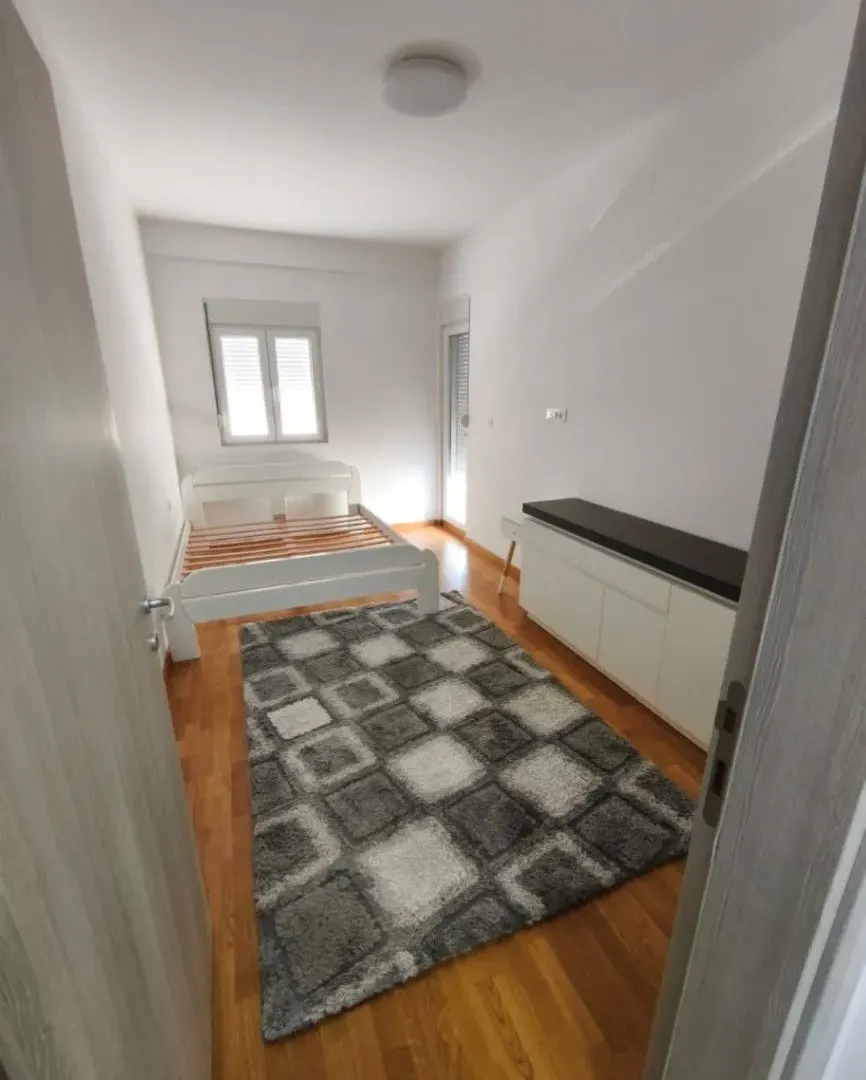 Rent, two bedroom apartment, 75m², Stari Aerodrom, Podgorica