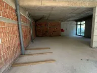 Izdavanje, poslovni prostor, 200m², Stari Aerodrom, Podgorica - image 6