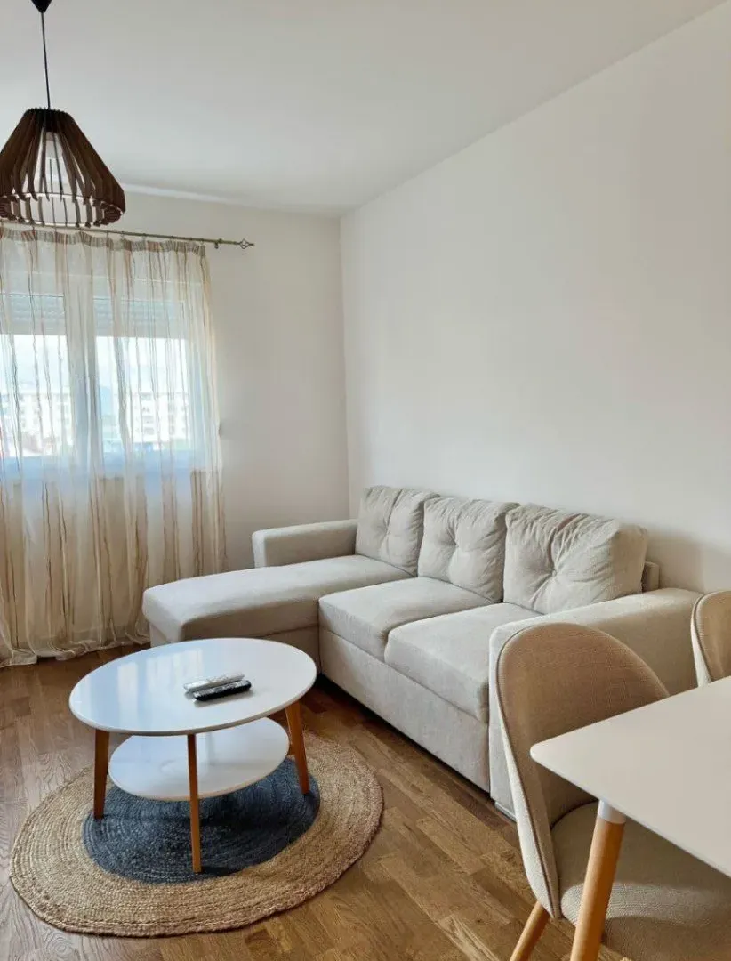 Rent, one bedroom apartment, 45m², Stari Aerodrom, Podgorica