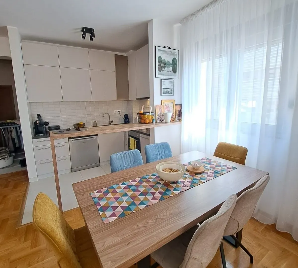 Prodaja, trosoban stan, 84m², Rozino, Budva