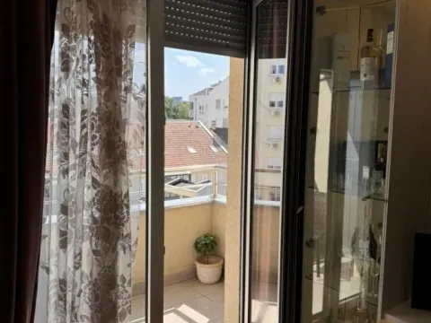 Prodaja, trosoban stan, 74m², Centar, Novi Sad - image 8