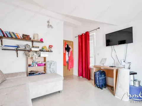 Prodaja, trosoban stan, 116m², Tivat, Crna Gora - image 17