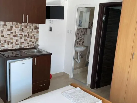 Prodaja, kuća, 420m², Sutomore, Bar - image 9