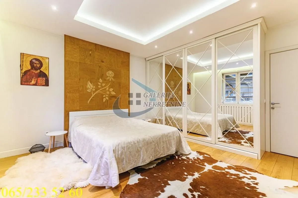 Sale, three bedroom apartment, 95m², Stari Grad, Beograd