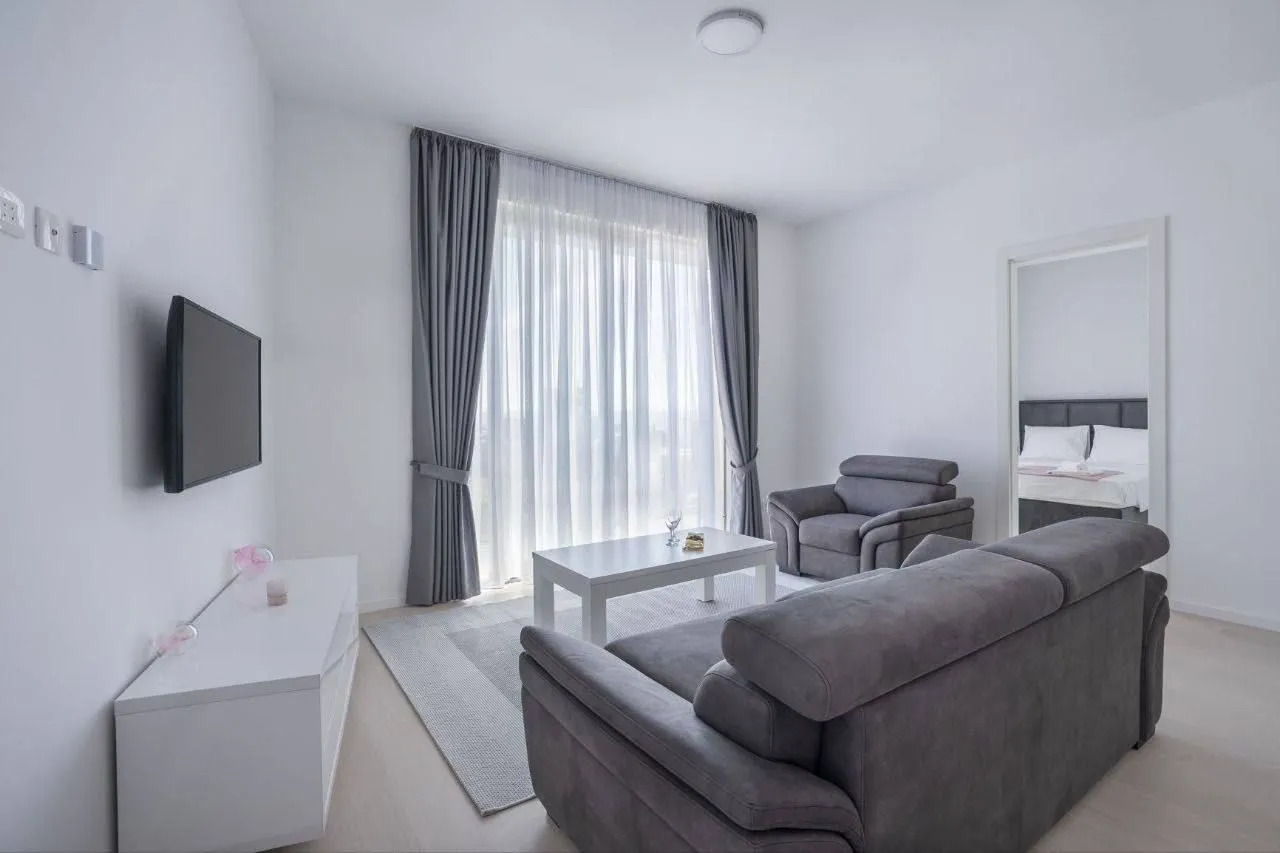 Rent, two bedroom apartment, 55m², Bečići, Budva