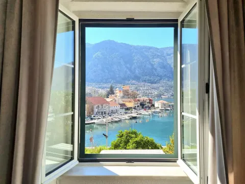 Prodaja, jednosoban stan, 42m², Stari Grad Kotor, Kotor - image 14