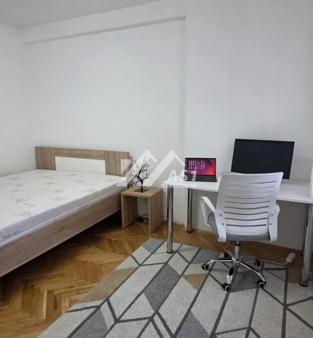 Izdavanje, dvosoban stan, 55m², Bulevar Oslobodjenja, Novi Sad Sve Podlokacije