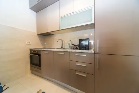 Rent, one bedroom apartment, 50m², Central Point, Podgorica - image 5