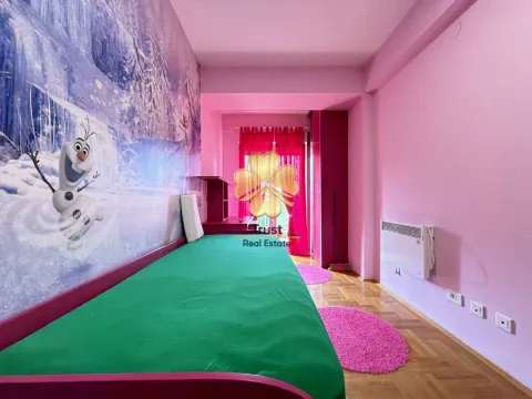 Rent, studio apartment, 80m², City Kvart, Podgorica - image 11