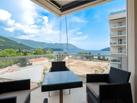Sale, two bedroom apartment, 104m², Tre Canne, Budva - image 15