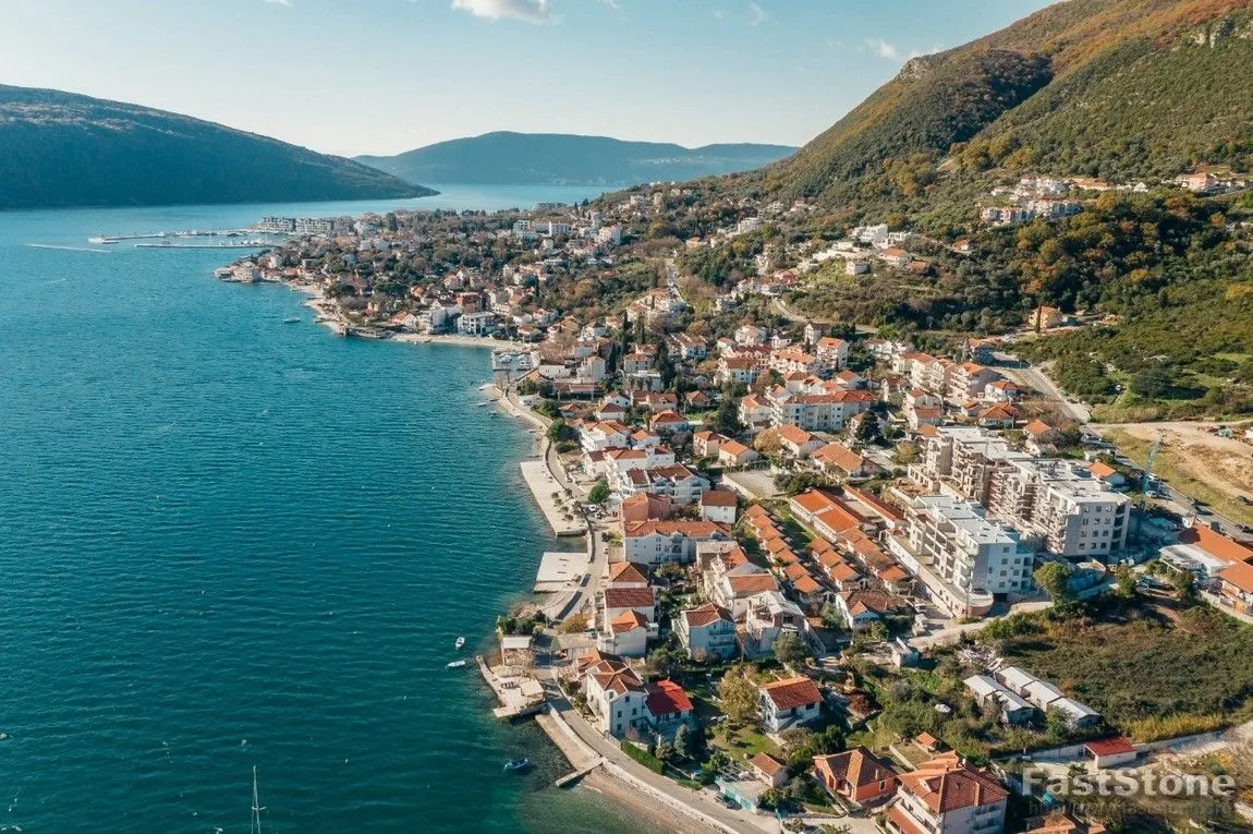 Prodaja, kuća, 144m², Đenovići, Herceg Novi