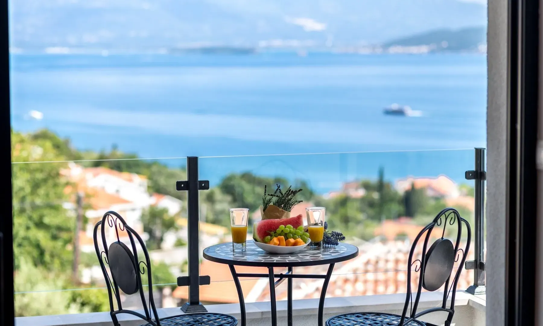 Prodaja, kuća, 360m², Đenovići, Herceg Novi