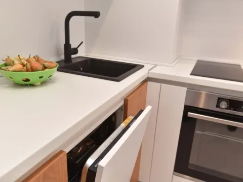 Rent, one bedroom apartment, 46m², Dubovica, Budva - image 5