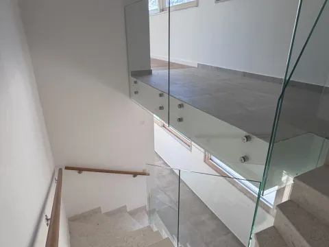 Sale, five bedroom apartment, 192m², Kotor, Crna Gora - image 17