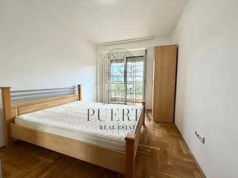 Rent, one bedroom apartment, 50m², Preko Morače, Podgorica - image 11