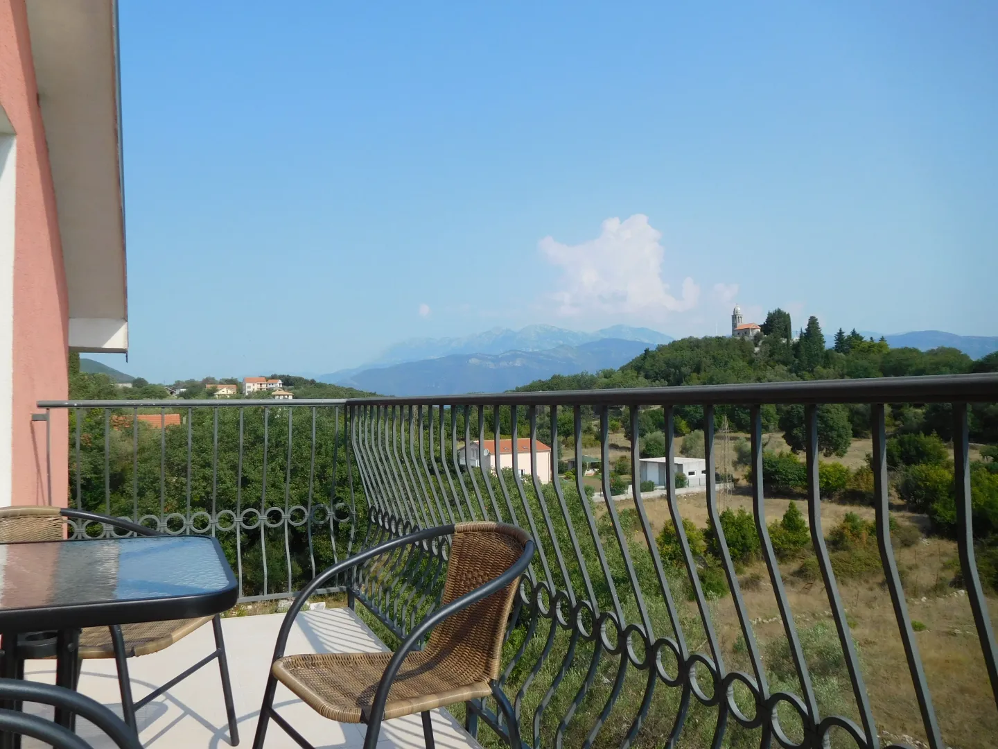 Prodaja, jednosoban stan, 63m², Gošići, Tivat