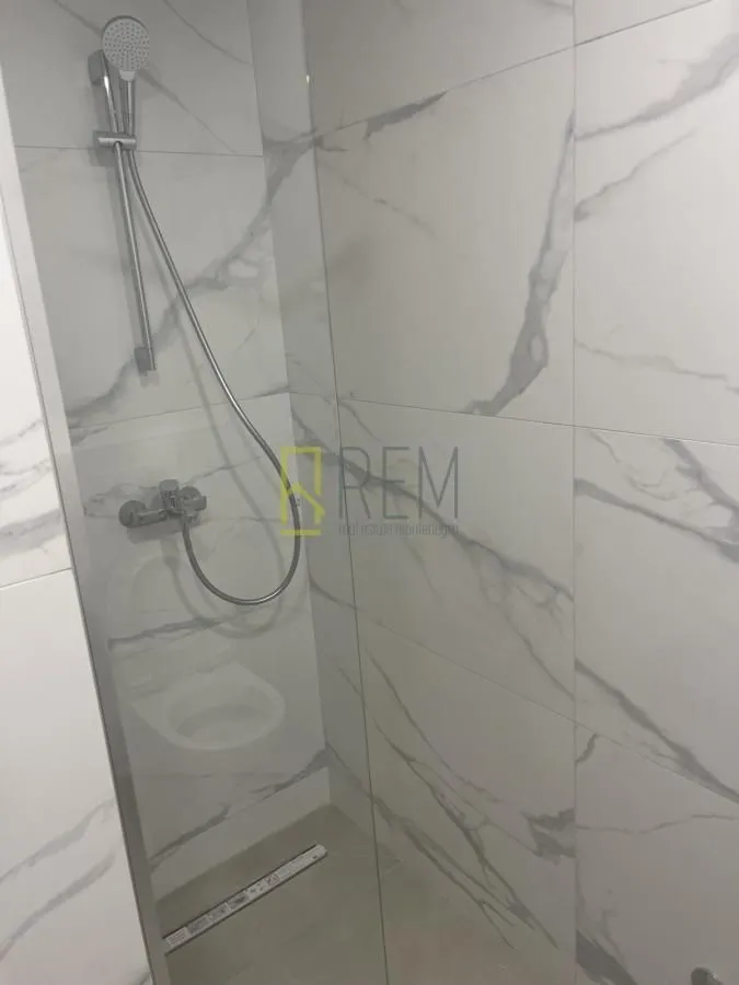 Prodaja, jednosoban stan, 45m², Stari Aerodrom, Podgorica