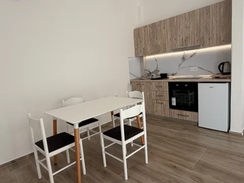 Rent, one bedroom apartment, 42m², Bonići, Tivat - image 4