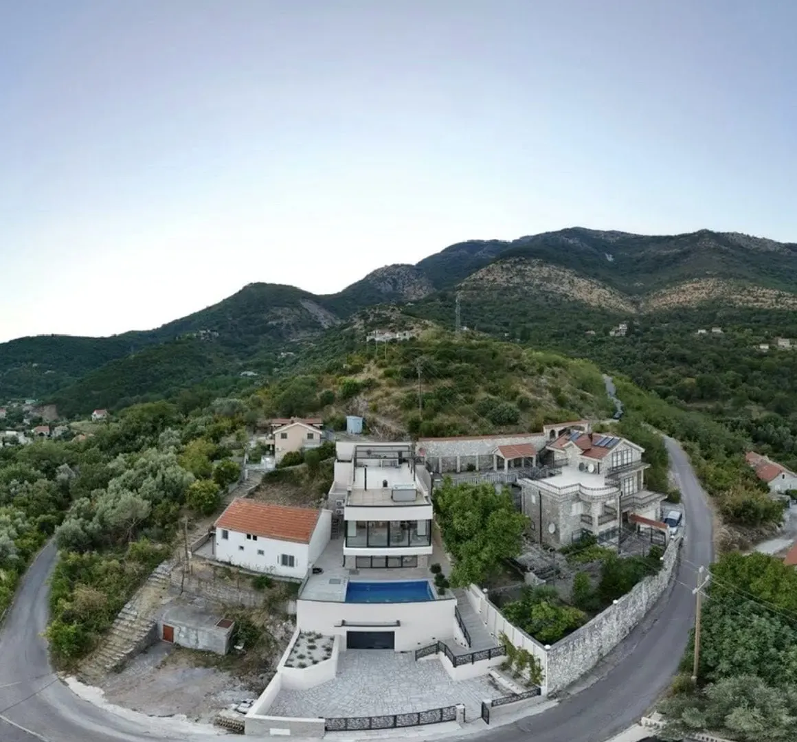 Prodaja, kuća, 200m², Herceg Novi, Crna Gora
