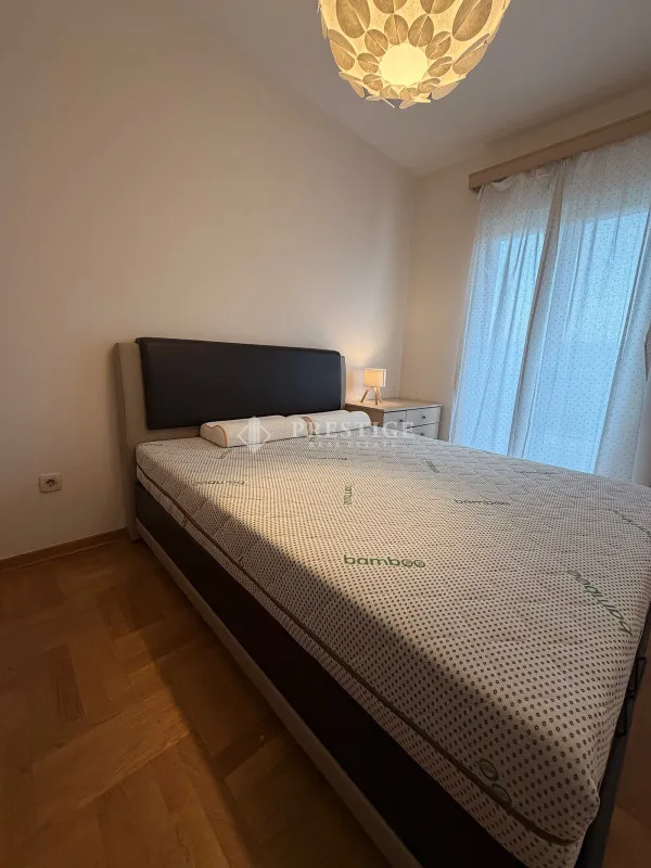 Izdavanje, jednosoban stan, 47m², Blok 6, Podgorica