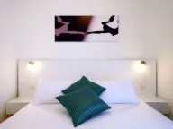 Rent, two bedroom apartment, 46m², Gospoština, Budva - image 9