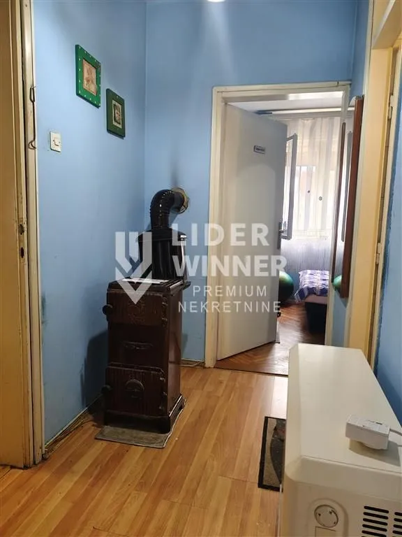 Prodaja, trosoban stan, 76m², Brace Jerković, Voždovac Sve Podlokacije