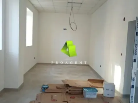 Rent, office space, 326m², Medijana, Niš - image 11