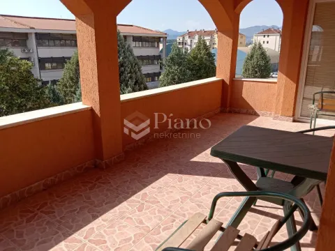 Izdavanje, jednosoban stan, 60m², Stari Aerodrom, Podgorica - image 8