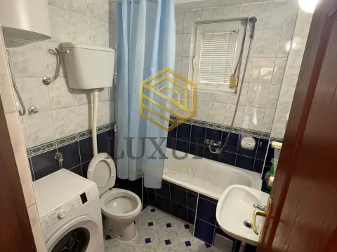 Rent, three bedroom apartment, 100m², Tološi, Podgorica - image 6