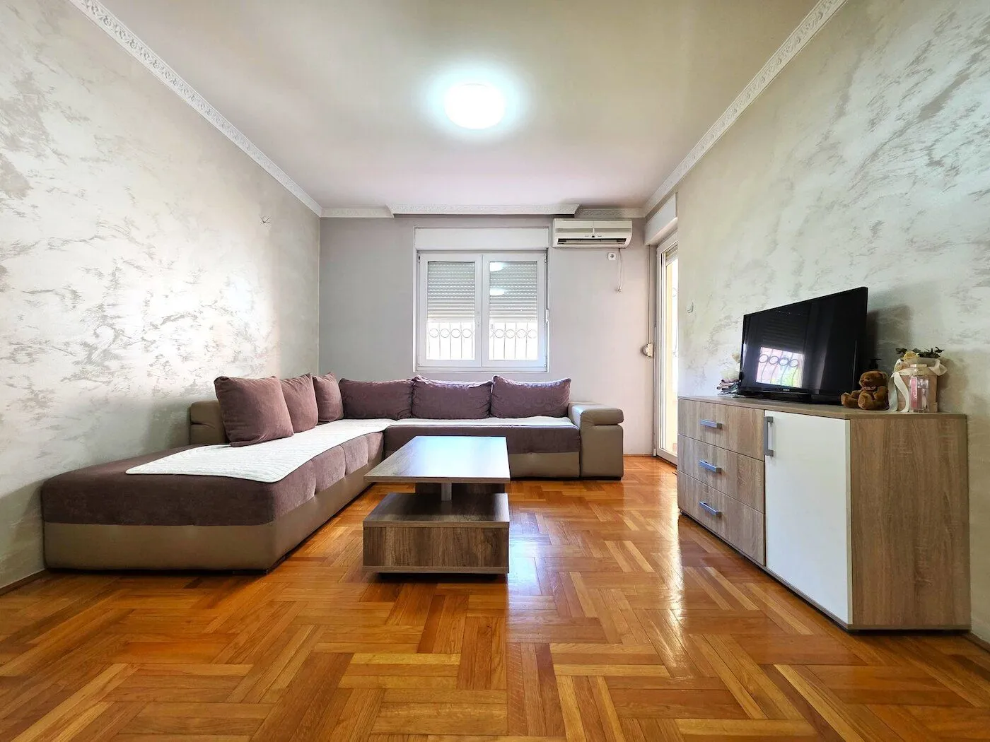 Rent, apartment, 44m², Stari Aerodrom, Podgorica