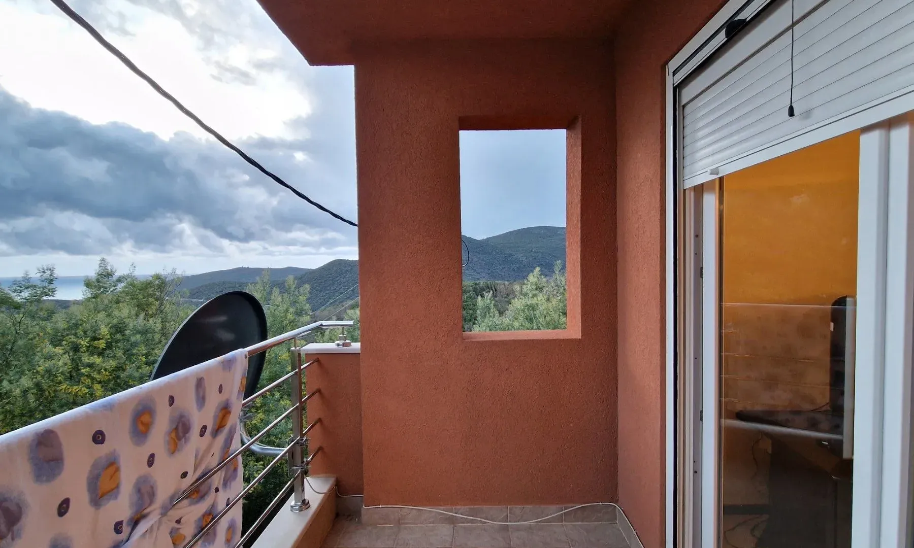 Rent, one bedroom apartment, 58m², Prijevor, Budva