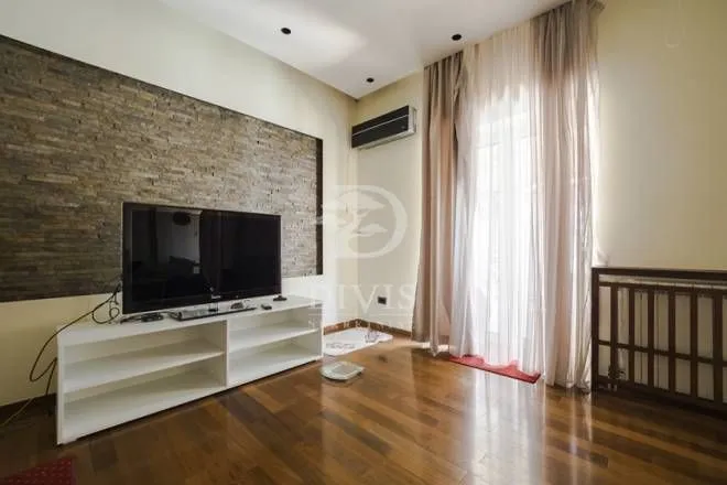 Sale, house, 274m², Partizanov Stadion, Beograd