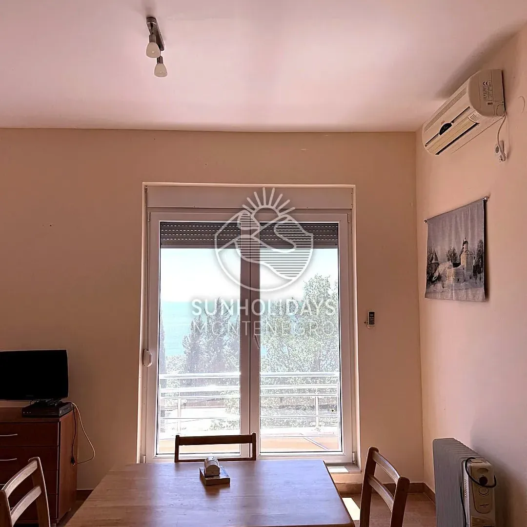 Prodaja, kuća, 390m², Zagrađe, Bar