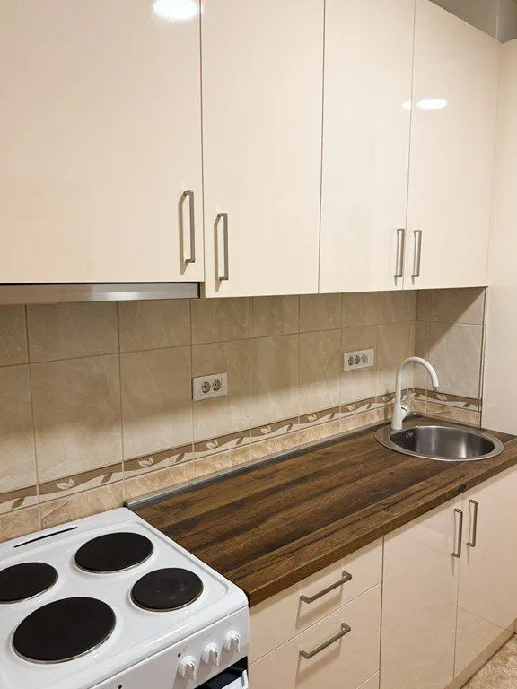 Izdavanje, jednosoban stan, 42m², Preko Morače, Podgorica