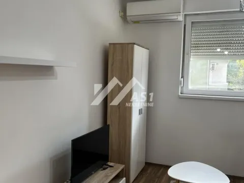 Izdavanje, jednosoban stan, 33m², Detelinara, Novi Sad Sve Podlokacije - image 2