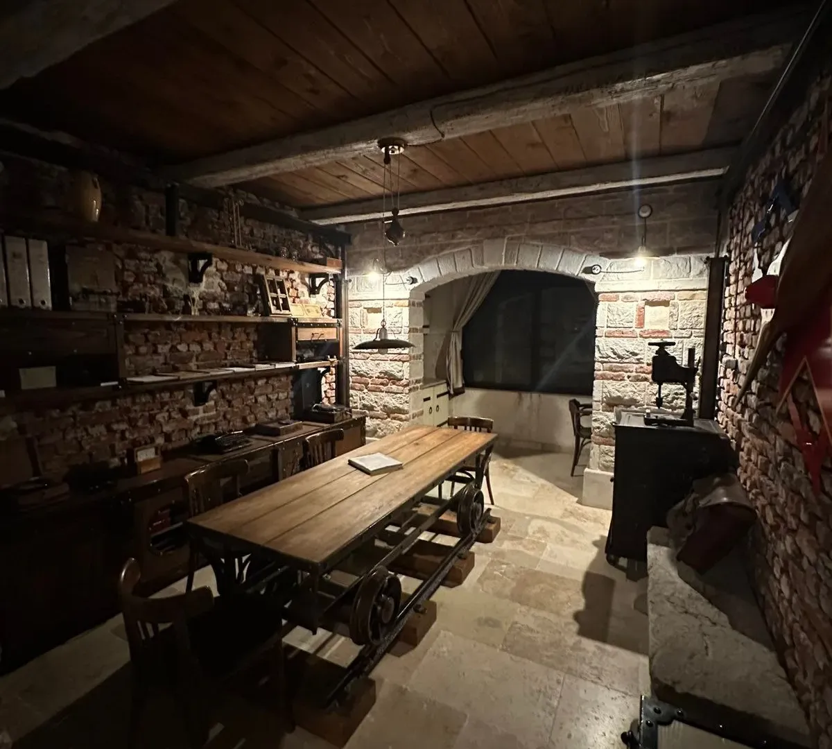 Izdavanje, poslovni prostor, 42m², Centar, Podgorica
