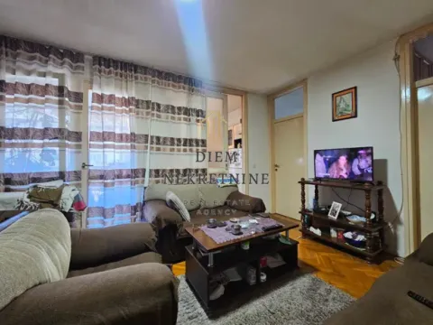 Sale, two bedroom apartment, 60m², Centar, Bar - image 2