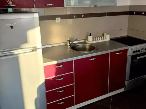 Izdavanje, jednosoban stan, 44m², Kalimanj, Tivat - image 7