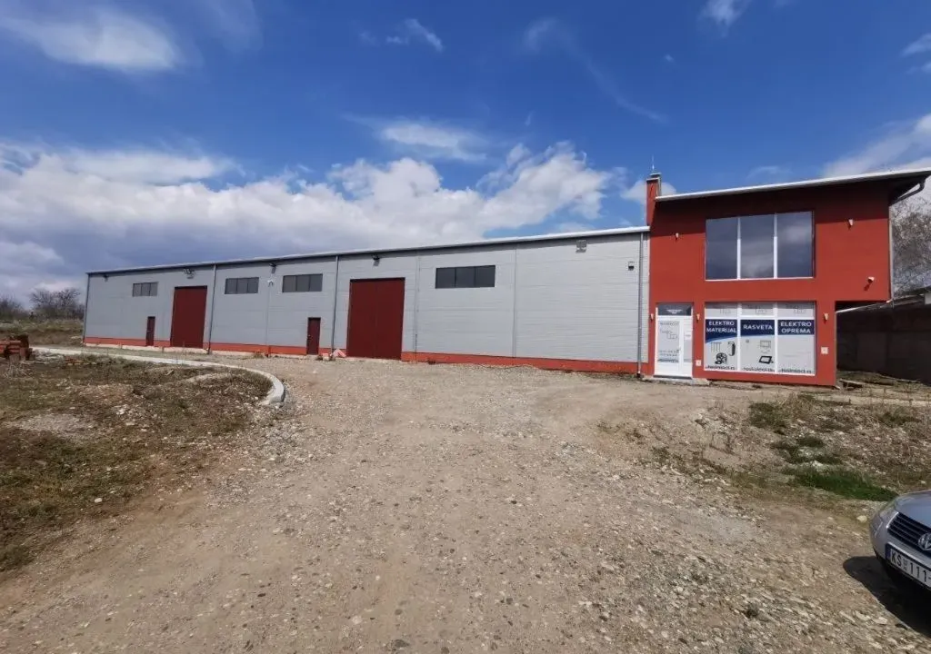 Sale, office space, 765m², Pojate, Ćićevac