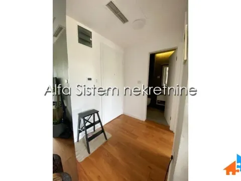 Rent, two bedroom apartment, 41m², Savski Venac, Beograd - image 8