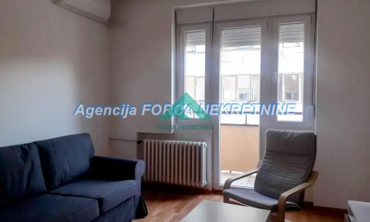 Izdavanje, dvosoban stan, 53m², Stari Grad, Beograd