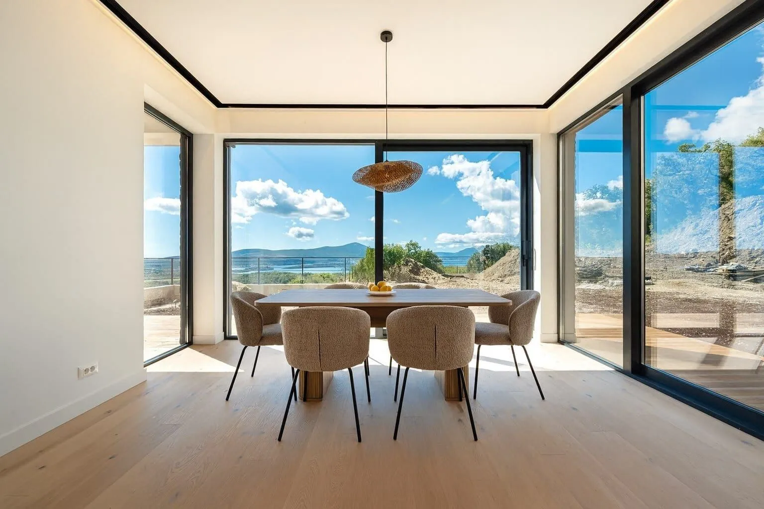 Sale, house, 200m², Kavač, Kotor