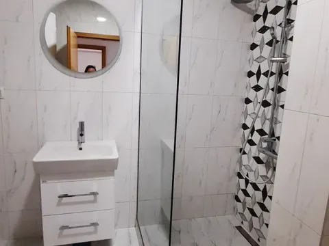 Sale, two bedroom apartment, 64m², Cvetkova Pijaca, Zvezdara Sve Podlokacije - image 2