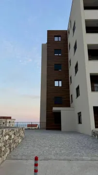 Sale, one bedroom apartment, 43m², Bečići, Budva - image 10