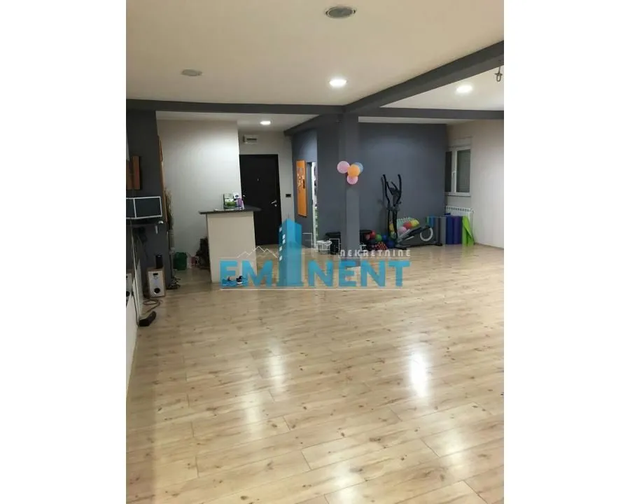 Rent, office space, 78m², Vidikovački venac, Rakovica